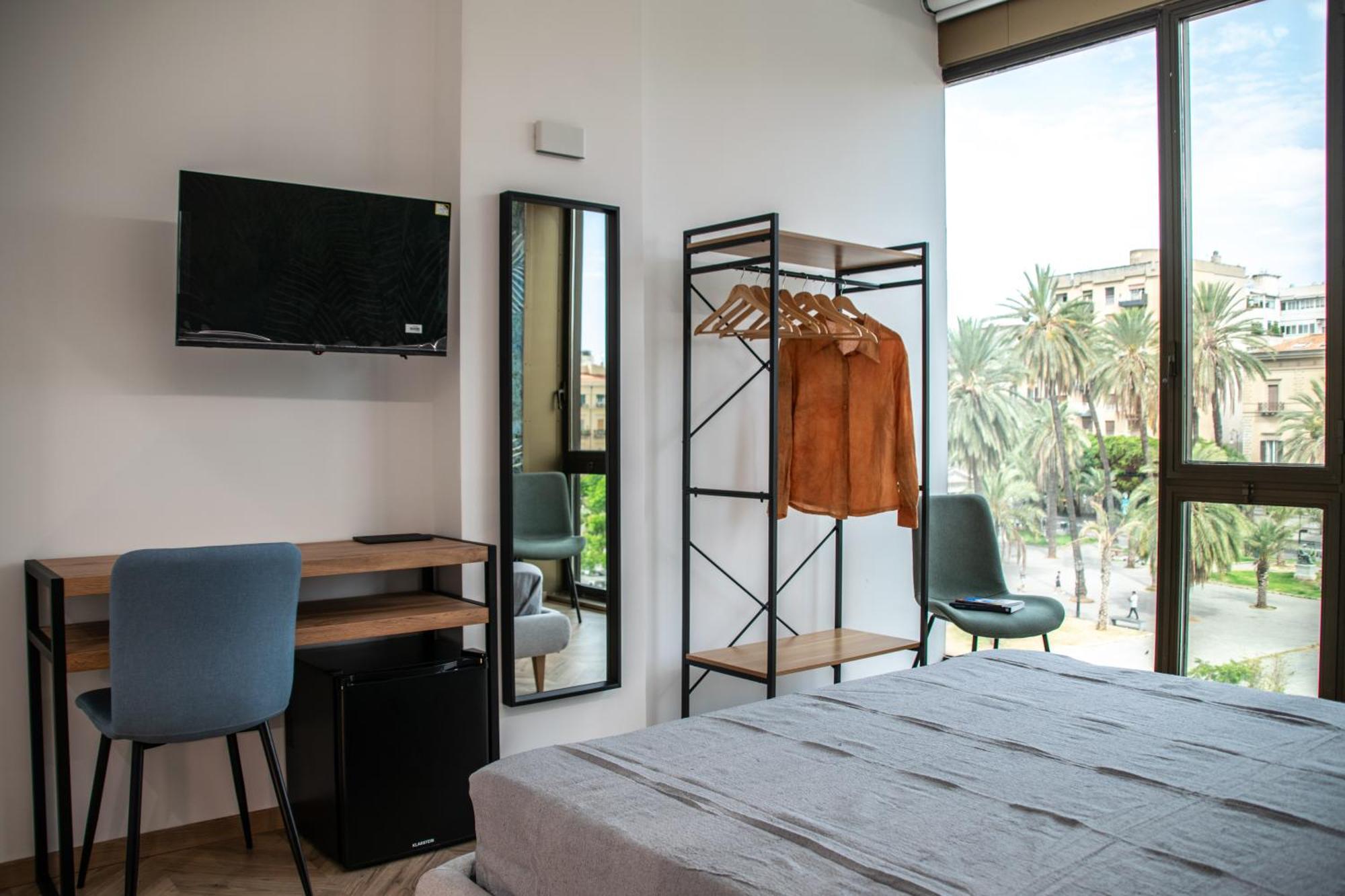 Politeama Crystal Rooms Palermo Exterior photo