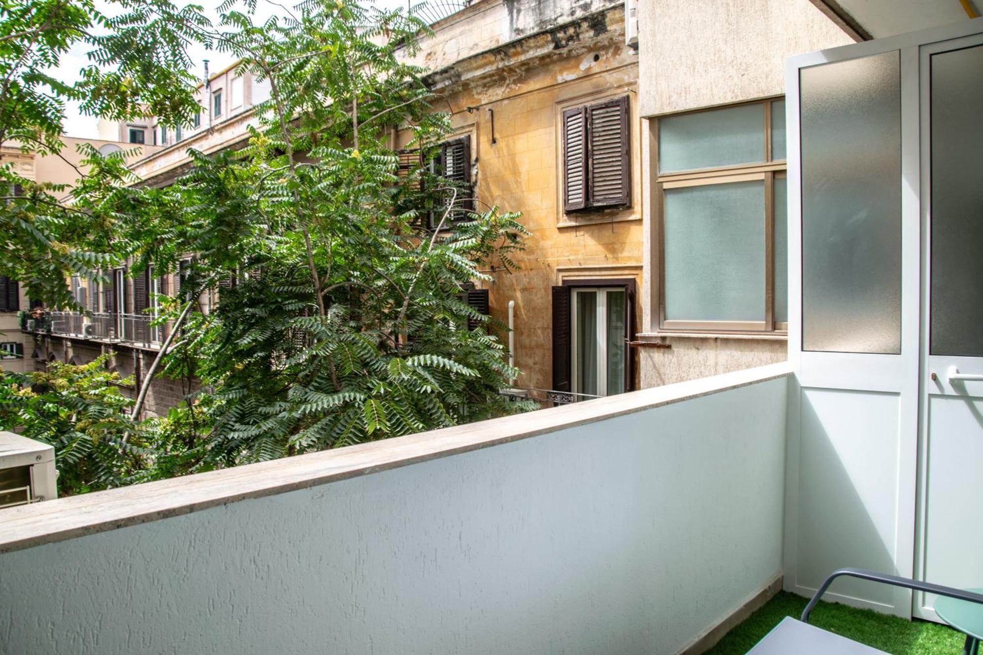 Politeama Crystal Rooms Palermo Exterior photo